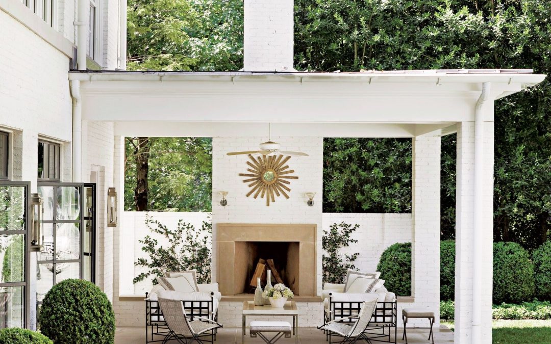 DESIGNING OUTDOOR LIVING: CREATE AN INVITING SPACE